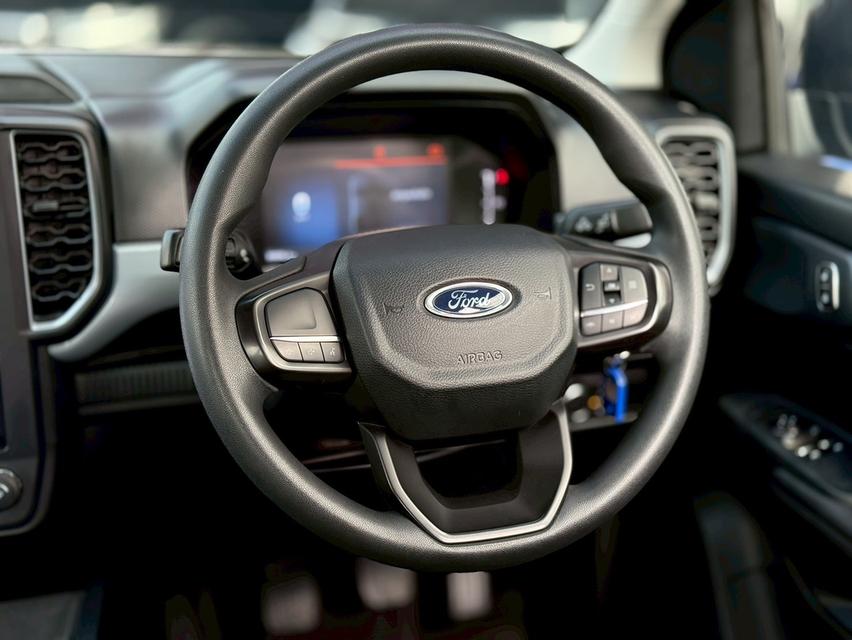 ปี 2022 FORD RANGER, 2.0 TURBO XLTมือเดียวป้ายแดง คู่มือ บุ้คเซอร์วิซครบ 6