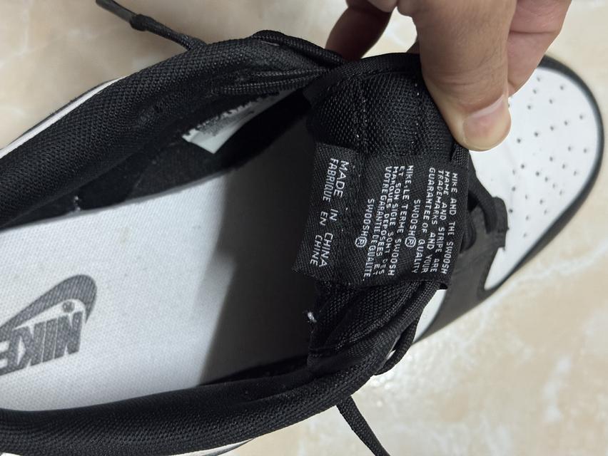 Nike dunk low panda แท้ (รับประกันจาก sasom) มือสอง ไม่ค่อยได้ใส่ 10