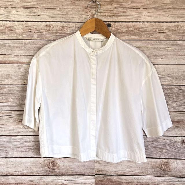 เสื้อเชิร์ตขาว