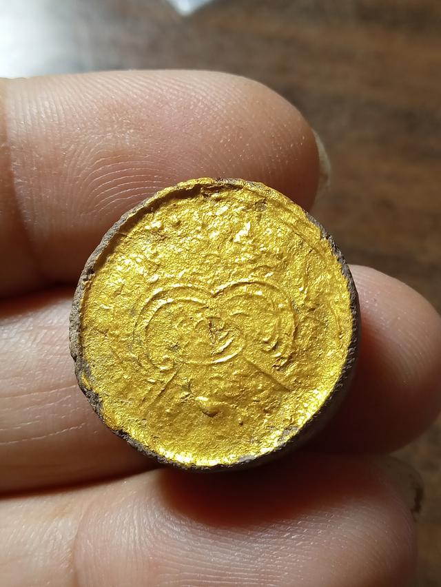 จันทร์ลอยหลวงปู่ขาวอนาลโย 2