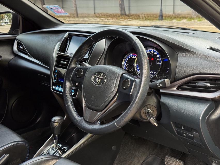 รหัสรถ AVA6672 ❄️ TOYOTA YARIS 1.2 SPORT CVT ปี 2022  8