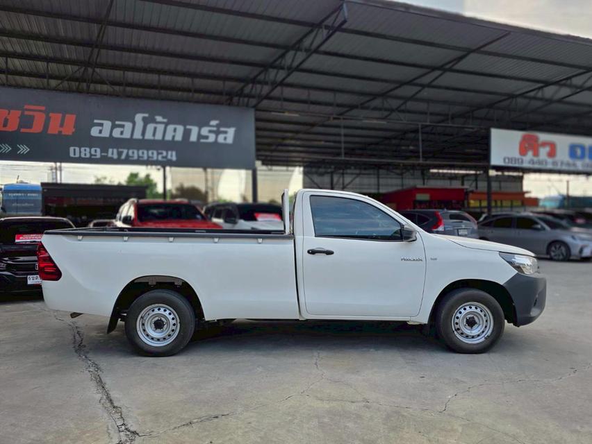 รหัสรถ NKG4061 Toyota Revo 2.4 E M/T ปี 2018