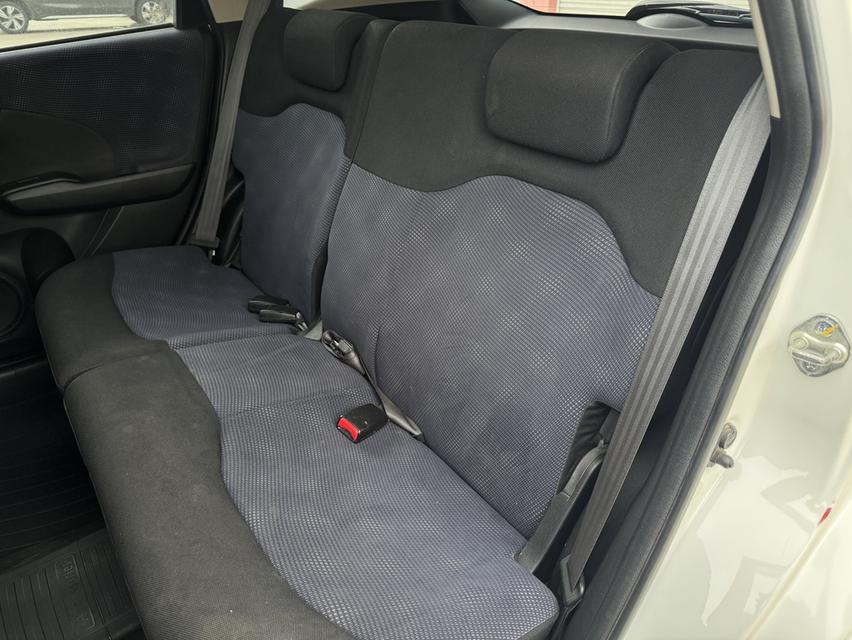 HONDA JAZZ GE 2011 AUTO V IVTEC รูปที่ 13