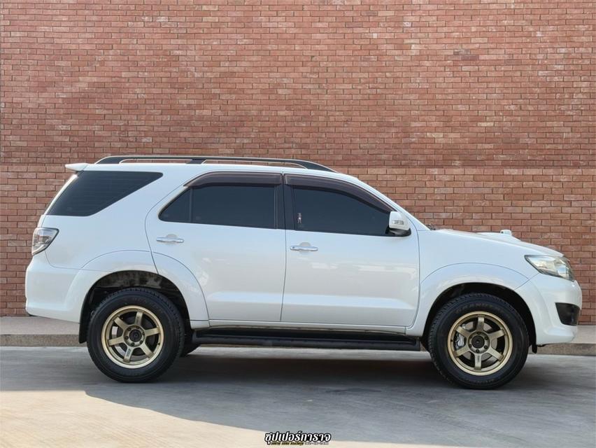 Toyota Fortuner 3.0 V 2WD AT ปี 2012 7