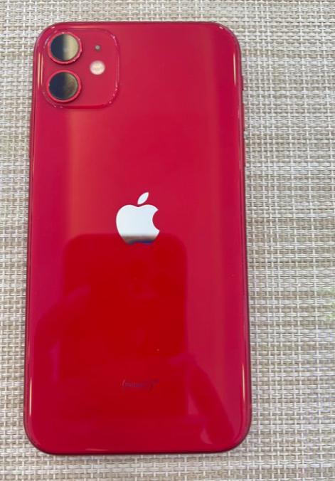 iPhone 11 สีแดง  1