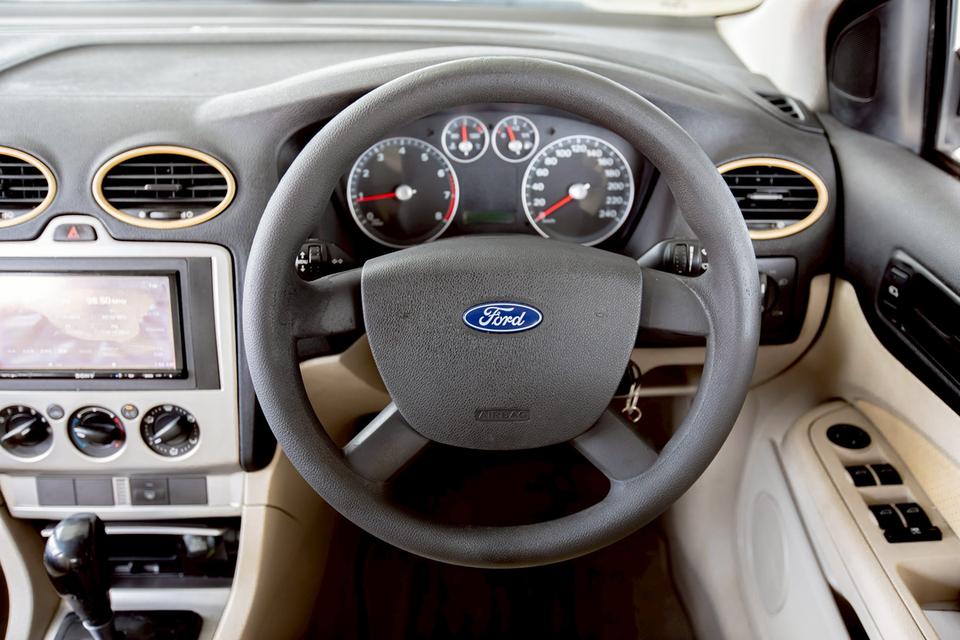 Ford focus 1.8 Sport ปี 2008 สีฟ้า เดิมโรงงานสวยสภาพดี 16
