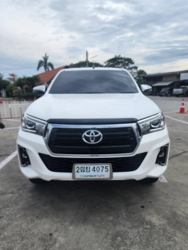 TOYOTA HILUX REVO 2.4 SMART CAB Prerunner E ปี 2562 สีขาว