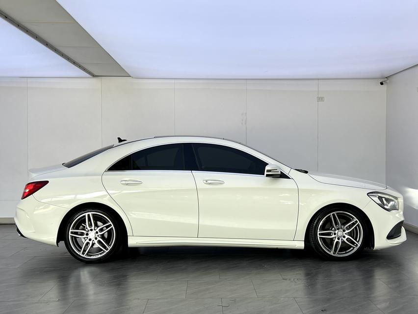 Mercedes-Benz CLA250 AMG Dynamic 2017