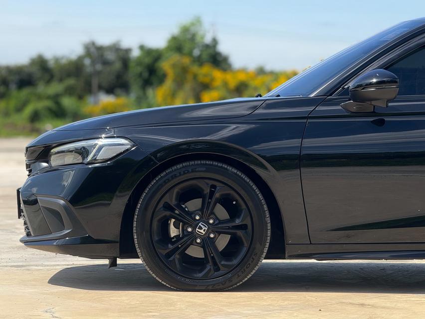 HONDA CIVIC FE Sedan 4dr CVT FWD 1.5 TURBO RS Y22. สีดำ