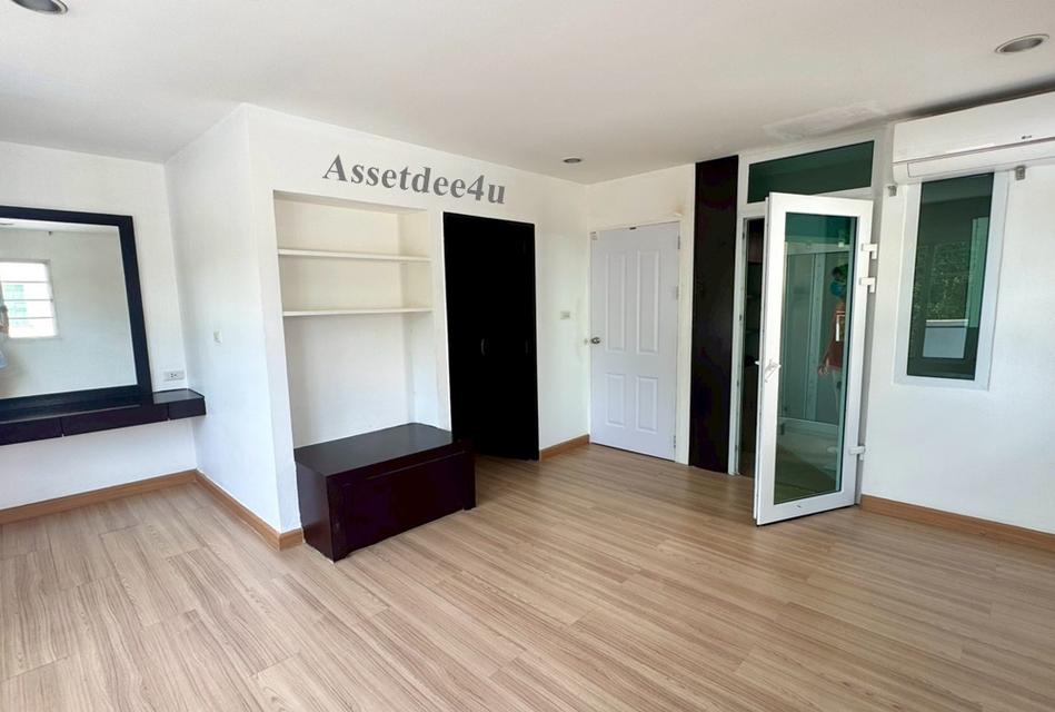 AT574 ให้เช่าทาวน์โฮม โฮมออฟฟิศ 3 ชั้นครึ่ง ทาวน์โฮม สรานนท์ ปากเกร็ด ที่จอดรถ 5 คัน ใกล้เซ็นทรัล แจ้งวัฒนะ 7