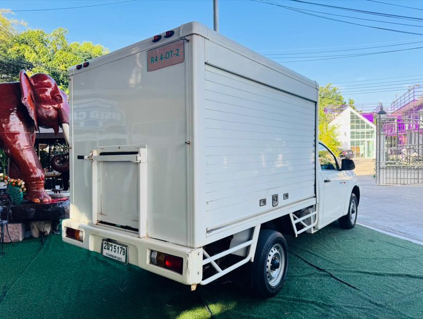 2019 Isuzu D-Max 1.9 SPARK  B  4