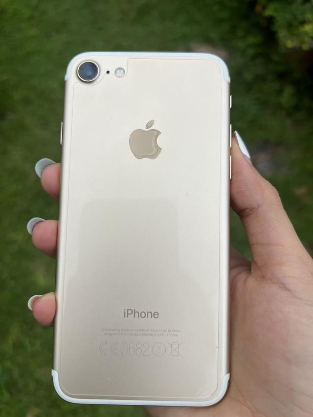 iphone7 สีทอง 2