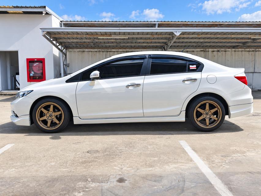 (แจ้งรหัสรถ CAT2707)2014. HONDA CIVIC FB 1.5 Hybrid เบนซิล-ไฟฟ้า ออโต้ รูปที่ 5