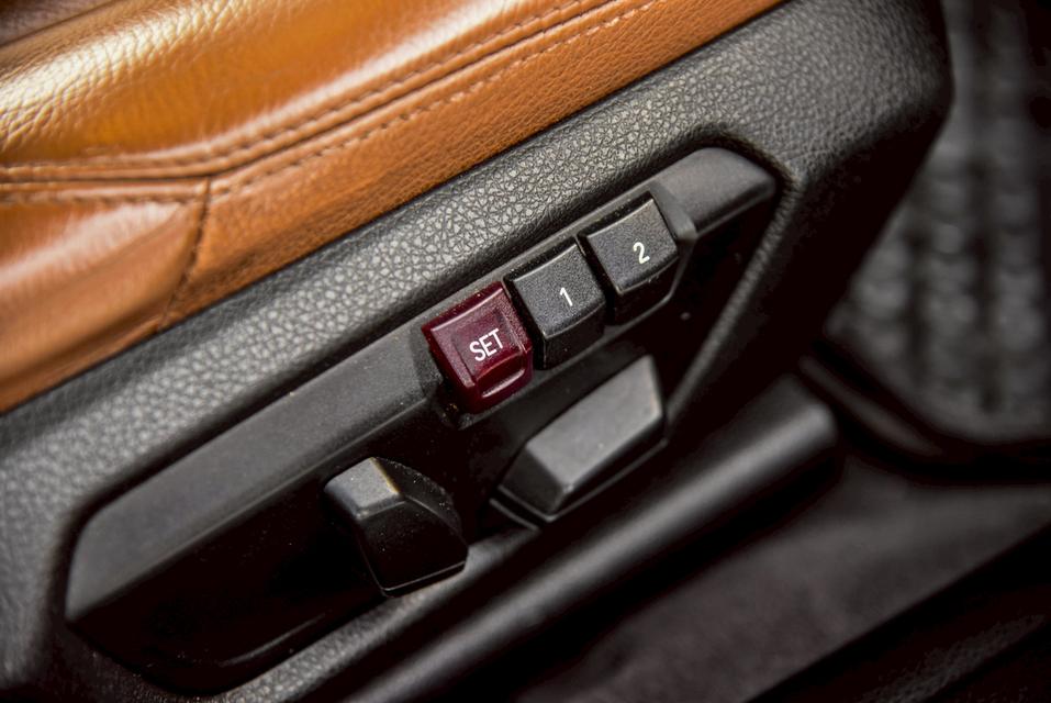 รหัสรถ CBL4904 BMW 320i 2.0 Luxury [F30] AT 2015 18