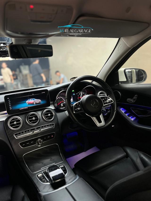 Benz C300e 7