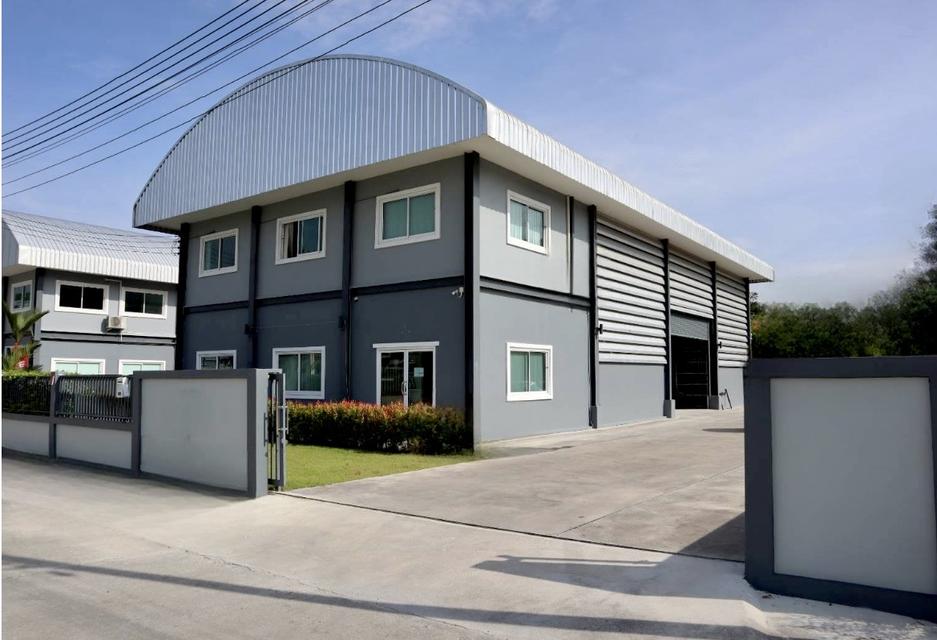 เลือกแปลงที่ถูกใจ ในทำเลที่ ใช่ก่อนใคร อยากขยายธุรกิจ เลือกลงทุนกับ “มังกรทอง แฟคทอรี่” ราคาเริ่มต้น 2.9 ล้านบาท 2