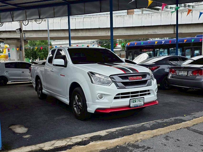 🏠 ปี2017 #ISUZU #DMAX 1.9 #X-SERIES SPACE #CAB M/T (1ฒฬ 7621 กทม.) *เลขไมล์ 62,xxx km.สีขาว