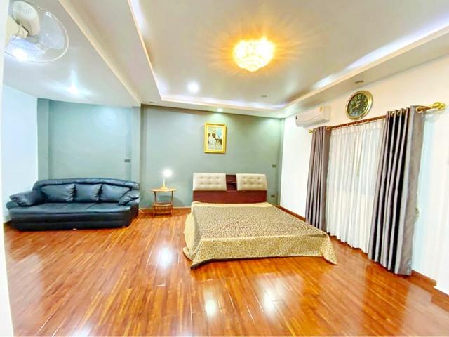 เฟอร์ฯพร้อมอยู่ อ่อนนุช13-19 ฟังก์ชันครบ 4 นอน 4 น้ำ BTSอ่อนนุช 1.8กม.ให้เช่าบ้านเดี่ยว 2 ชั้น ใหม่ 300 ตร.ม.100 ตร.วา. 6