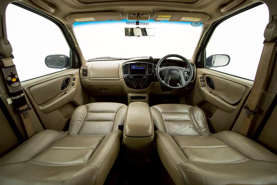 FORD ESCAPE 3.0 XLT SUNROOF  2004  10