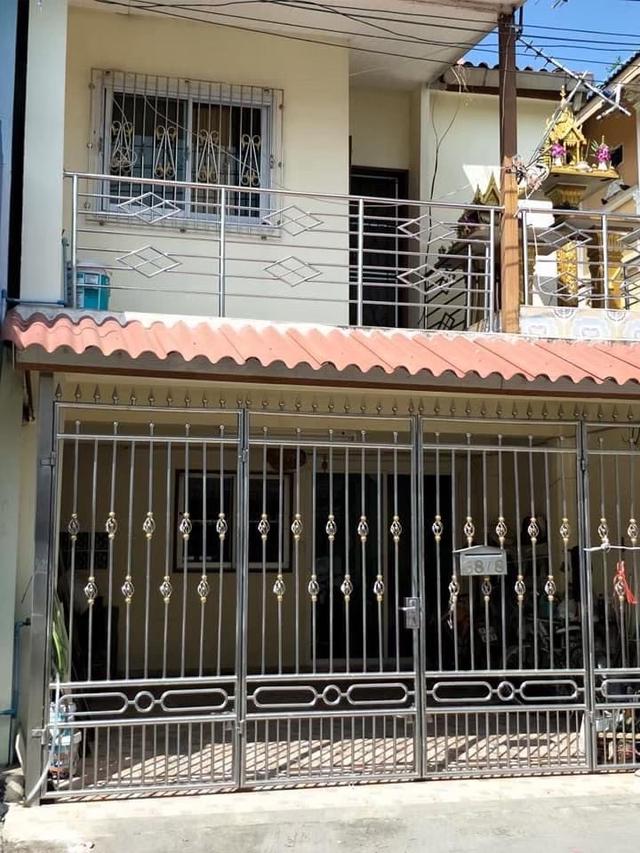 ขายบ้านทาว์นเฮ้าส์พร้อมผู้เช่า (ร้านขายยา)