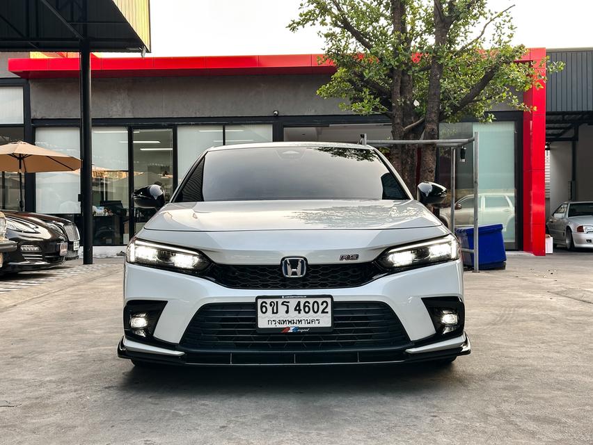 ขายรถ Honda Civic FE 2.0RS eHEV Sedan ปี 2023 สีขาว เกียร์ออโต้ รูปย่อยที่ 2