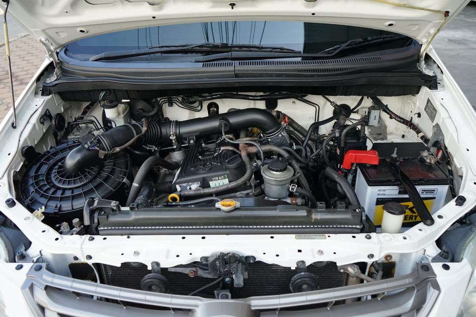 2013 TOYOTA INNOVA 2.0G OPTION 8