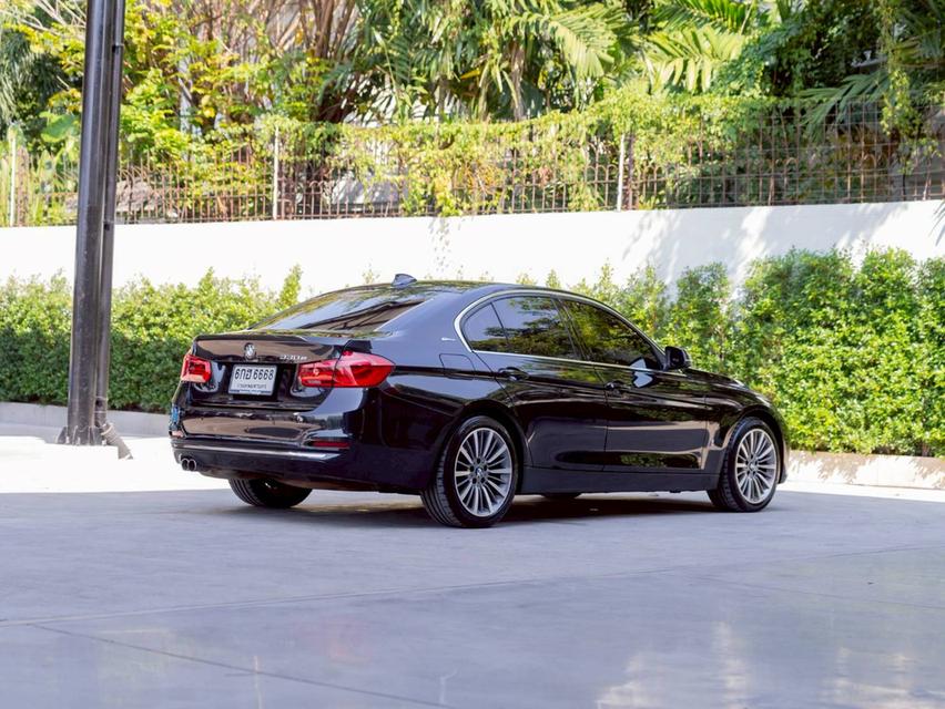 BMW 330e 2.0Plug in hybrid ปี18