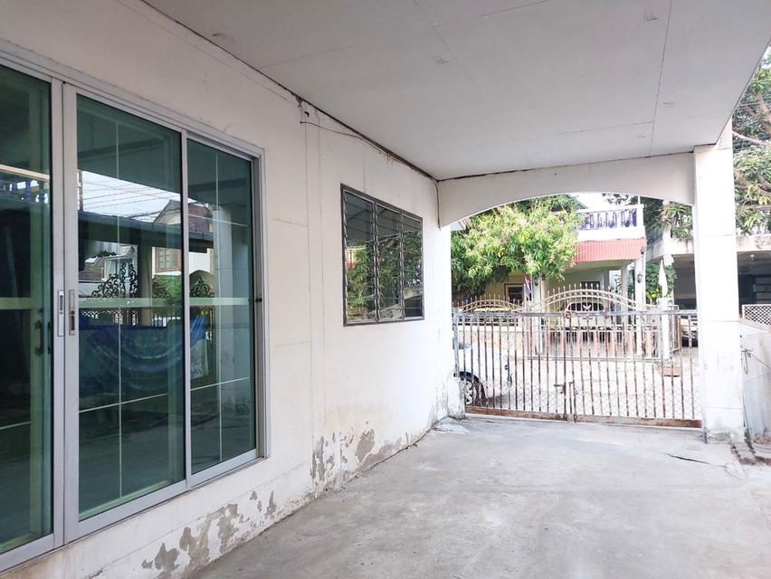 บ้านแฝด 3 ล้านบาท! ทำเลโคตรสะดวก ติดถนนติวานนท์ ใกล้ Central แจ้งวัฒนะ และ BTS สถานีปากเกร็ด! 2