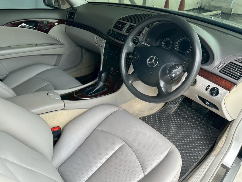 Mercedes-Benz E220 2.2L CDI Classic (W211) รถสภาพสวยพร้อมใช้งาน 10