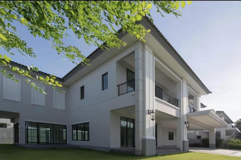 🏡 ขายบ้านใหม่สุดหรู ลัดดารมย์ พุทธมณฑลสาย 3 (Q House) ขนาดที่ดิน: 107.7 ตร.ว. • พื้นที่ใช้สอย: 354 ตร.ม. • 4 ห้องนอน | 5 ห้องน้ำ 4