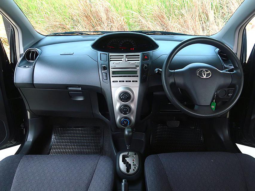 Toyota Yaris 1.5j 2013 AT 5