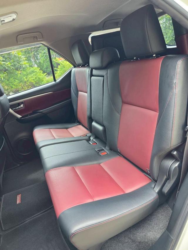Toyoya Fortuner 2.8TRD 4wd ปี19 11