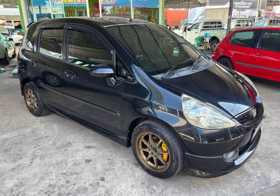 ขายด่วน Honda Jazz ปี 2004  2