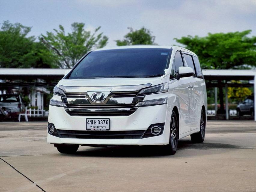 Toyota Vellfire 2.5 V ปี 2016 ไมล์ 16x,xxx km.