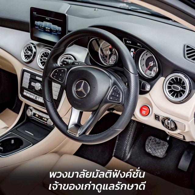 รหัสรถ NP7977 BENZ GLA200 1.6 2017