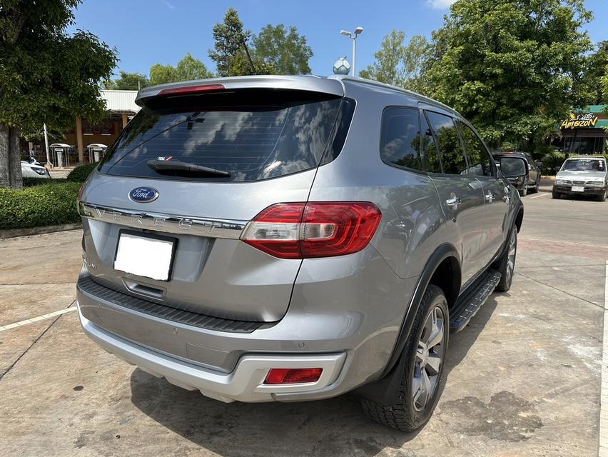 Ford Everest 2.2 Auto Titanium+ ปี 2017 8