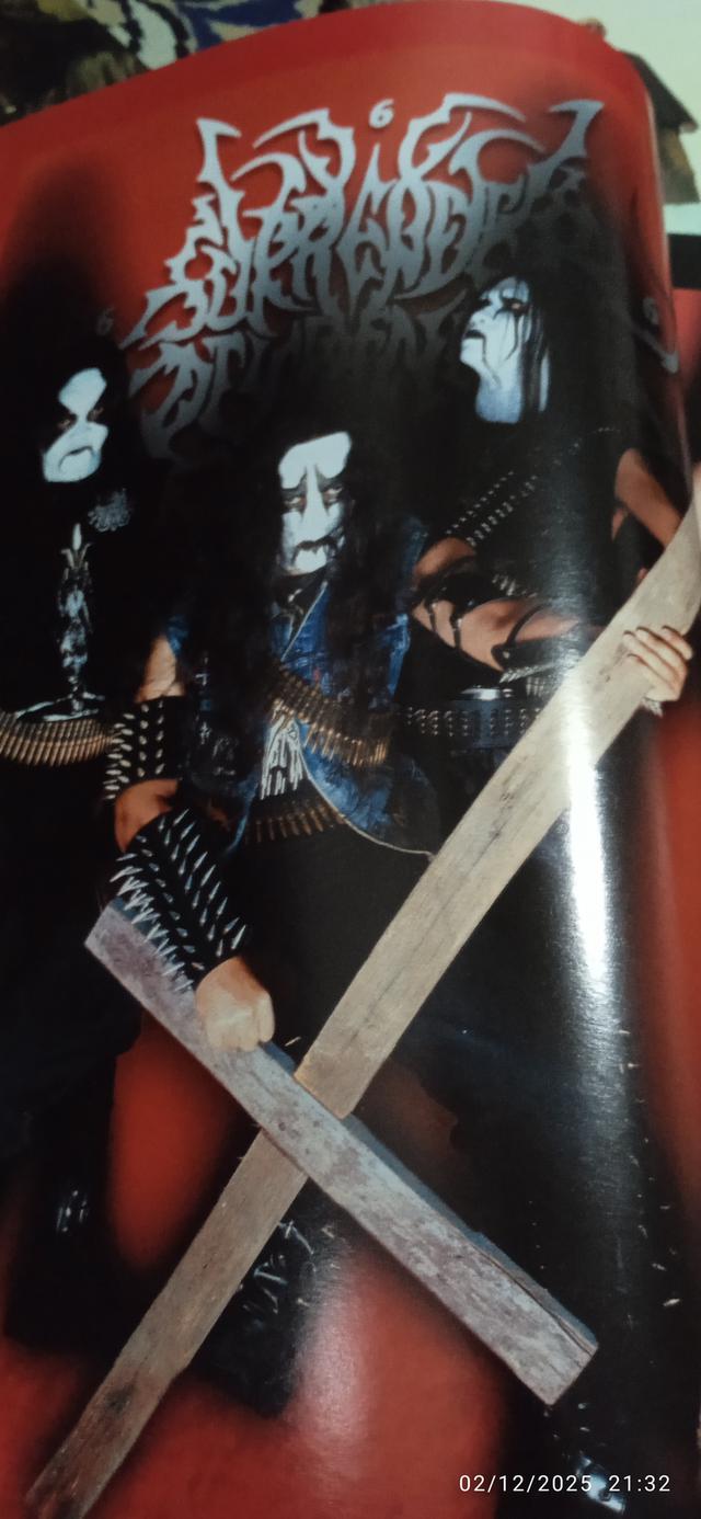 นิตยสาร HEAVY METAL MAGAZINE  4