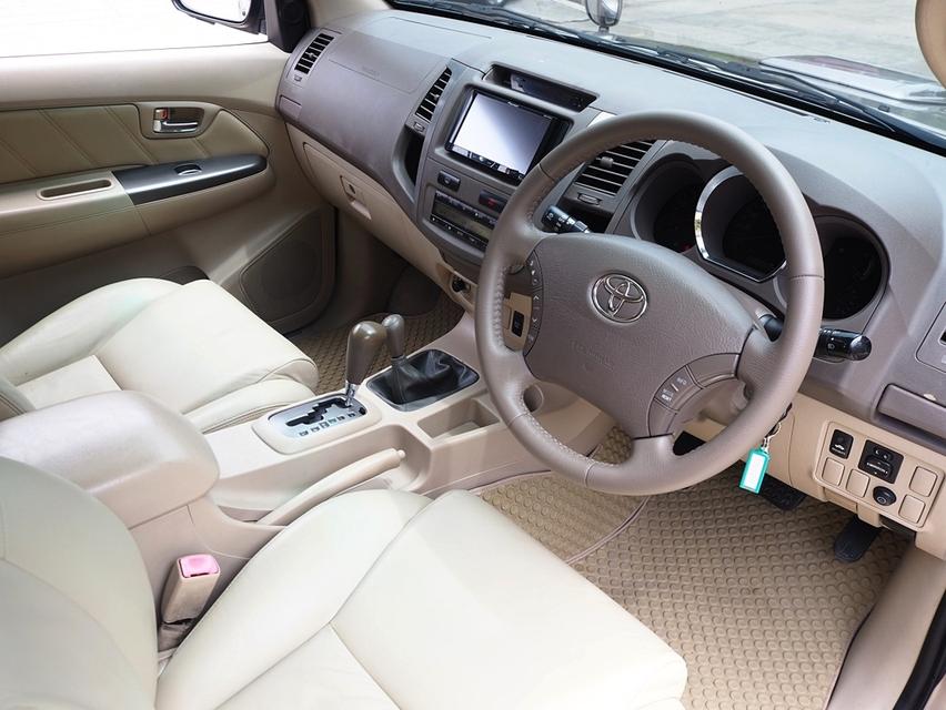 TOYOTA FORTUNER 3.0 V 4WD ปี 2006 เกียร์AUTO สภาพป้ายแดง 9