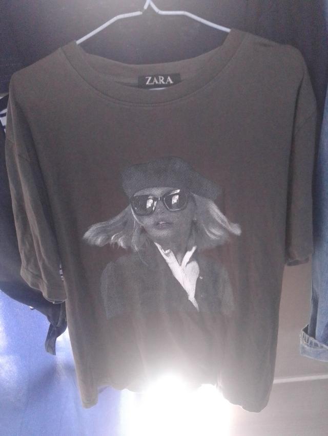 เสื้อมือ2วินเทจสินค้าพร้อมส่งนัดรับ