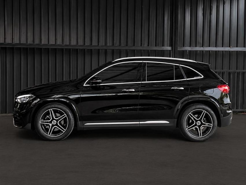 MERCEDES-BENZ GLA 200 AMG DYNAMIC Facelift W247 2025 เครื่องยนต์เบนซิน 4 สูบแถวเรียง ขนาด 1.3 ลิตร  Miles 4,xxx km.- warranty ถึง 7/4/2028