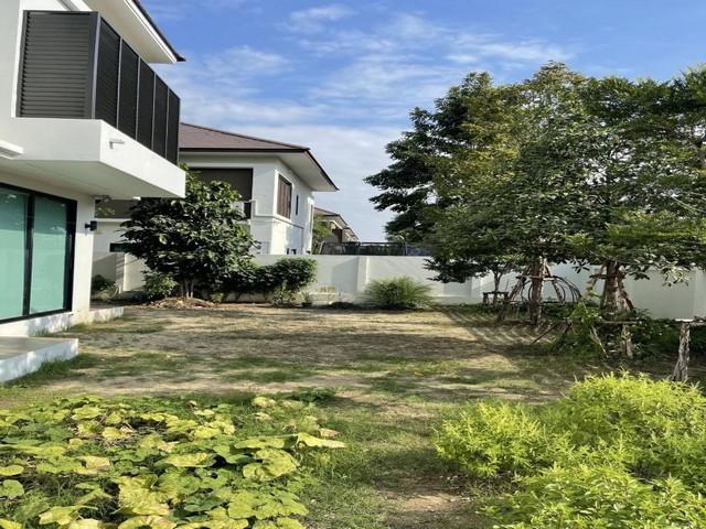 ขายบ้านเดี่ยว ถนนศรีนครินทร์ ศรีด่าน22 ซอยพัฒนาชุมชน1 หมู่บ้าน วิลล่า อะคาเดีย ศรีนครินทร์ เนื้อที่ 103 ตารางวา 12