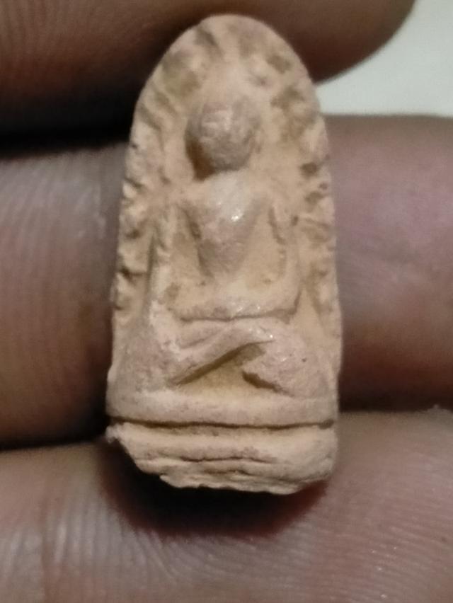 พระรอดสวยเดิมครับ... 2