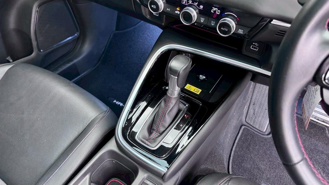 Honda HR-V e:HEV RS auto รถสวยมาก พร้อมขับ ไมล์ 50xxx km. โทร 092/263/9576 เอ๋ 11