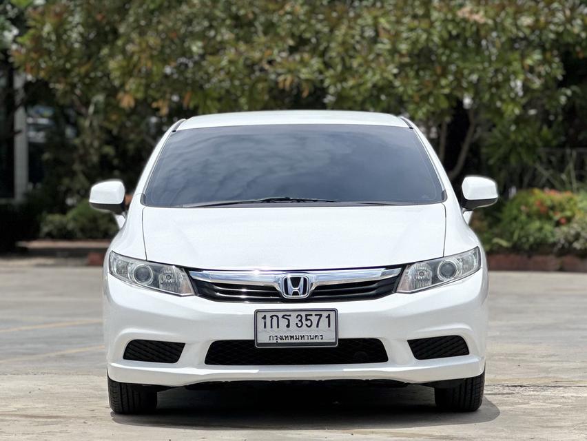 รหัสรถ PAT3571 Honda Civic FB 1.8S ปี 2013 สีขาว