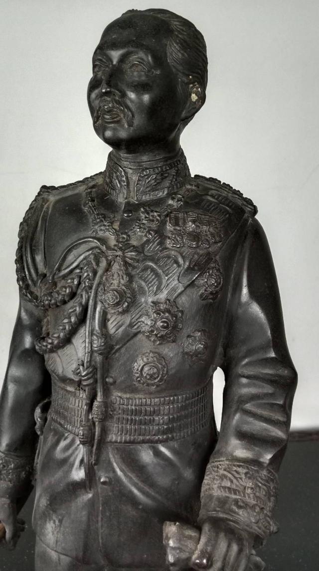 520.พระบรมรูปหล่อในหลวงรัชกาลที่ 5 พระบาทสมเด็จพระจุลจอมเกล้าเจ้าอยู่หัว รูปที่ 3