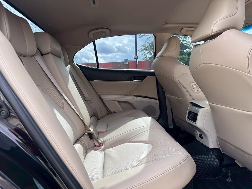 Toyota Camry 2.5HV Premium รุ่นท็อปสุด 11