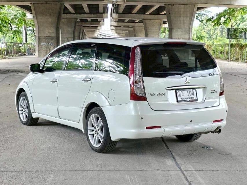 รหัสรถ WMT109 Mitsubishi Space Wagon 2.4 GT ปี 2011  4