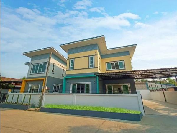 🏡✨ ขายบ้านเดี่ยว 2 ชั้น บ้านนอกโครงการ ทำเลย่านเศรษฐกิจ บ้านมือสองสภาพดี รีบจับจอง 1