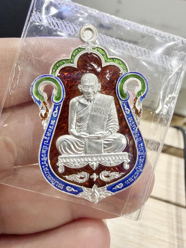 เหรียญเสมา รุ่นจุฬามะณี เนื้อเงินลงยาแดง สร้าง 365 เหรียญ หลวงปู่ศิลา สิริจันโท สวนสงฆ์แกเปะ กาฬสินธุ์ ปี2566
