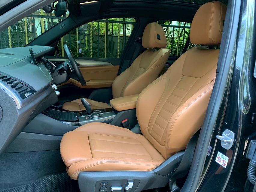 รหัสรถ PJP9849 🚗 2020 BMW X3 xDrive20d M-Sport (สีดำ) 17